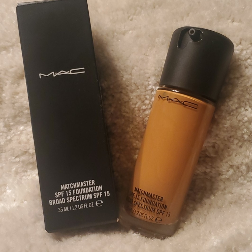 MAC matchmaster Foundation